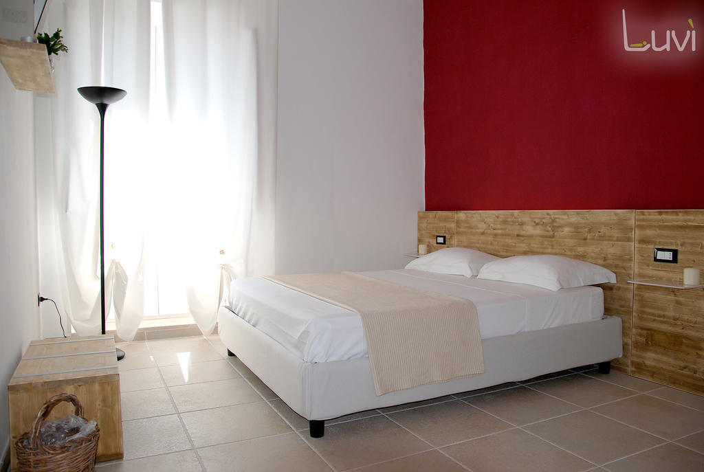 B&B Luvi Maruggio Ruang foto