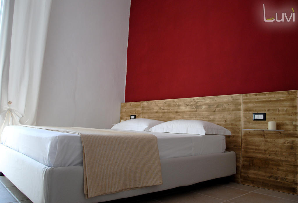 B&B Luvi Maruggio Ruang foto